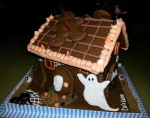 Gingerbread house versi halloween tampak depan